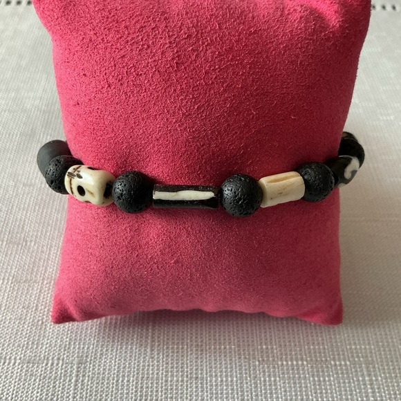 Bone Crafted Stretch Bracelet - Picture 1 of 4